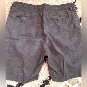 Men’s Dark grey John Varvatos linen shorts Size 36 with front and back pockets
